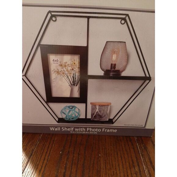New True Living Black Wall Shelf with 4x6 Photo Frame Wall Home Decor NWOT - Picture 4 of 4